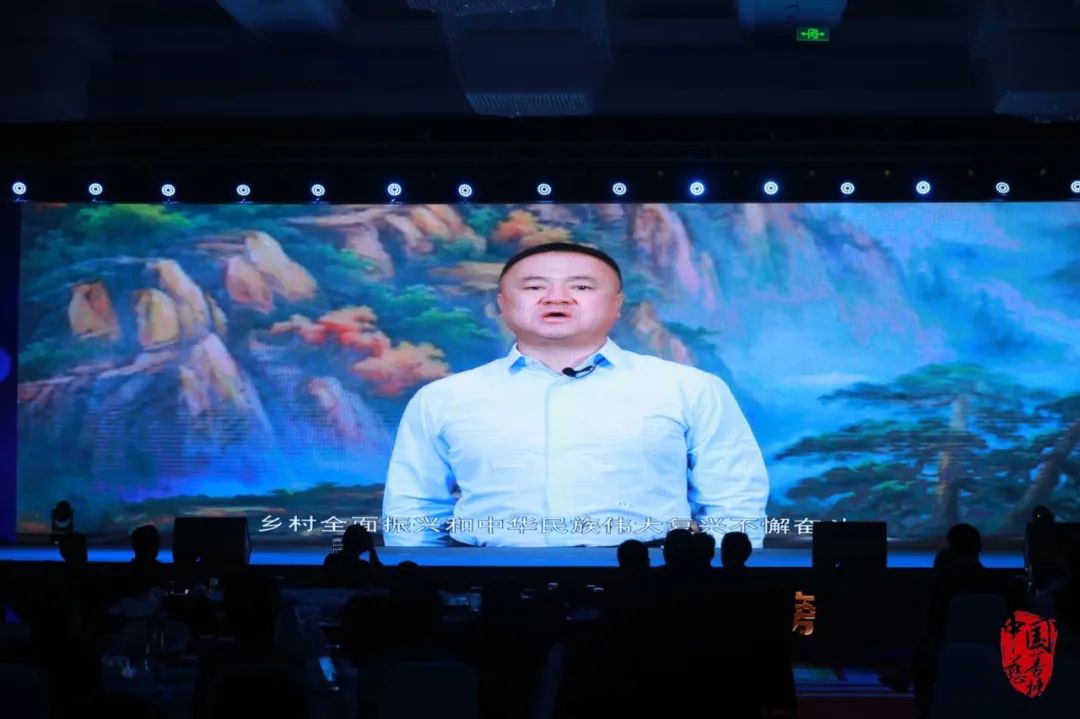 華堅